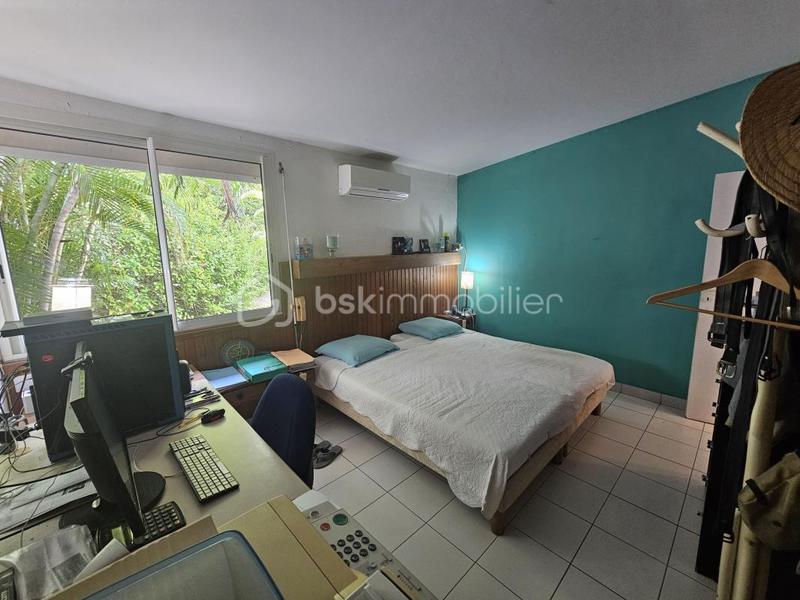 Maison - 226 m² - 4 pièces