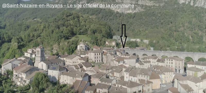 Maison de village - 100 m² - 4 pièces