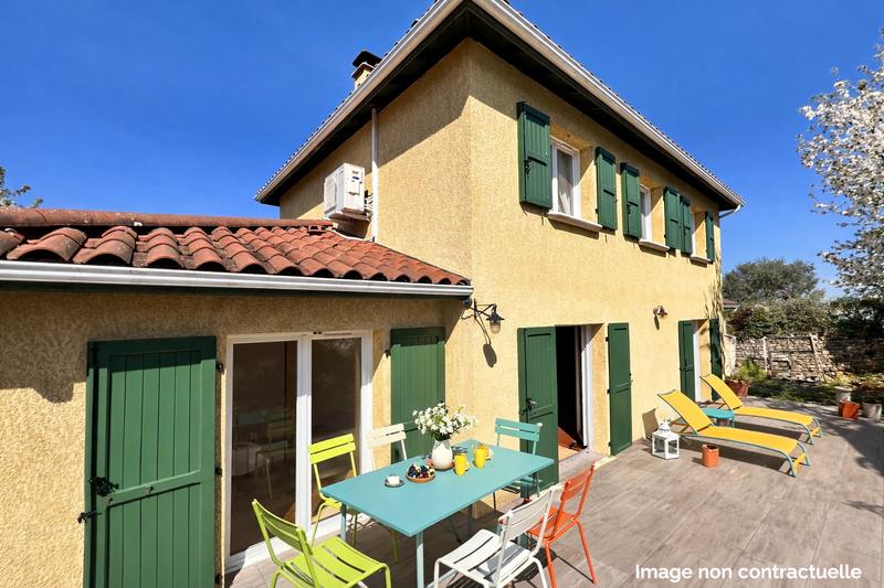 Villa - 140 m² - 7 pièces