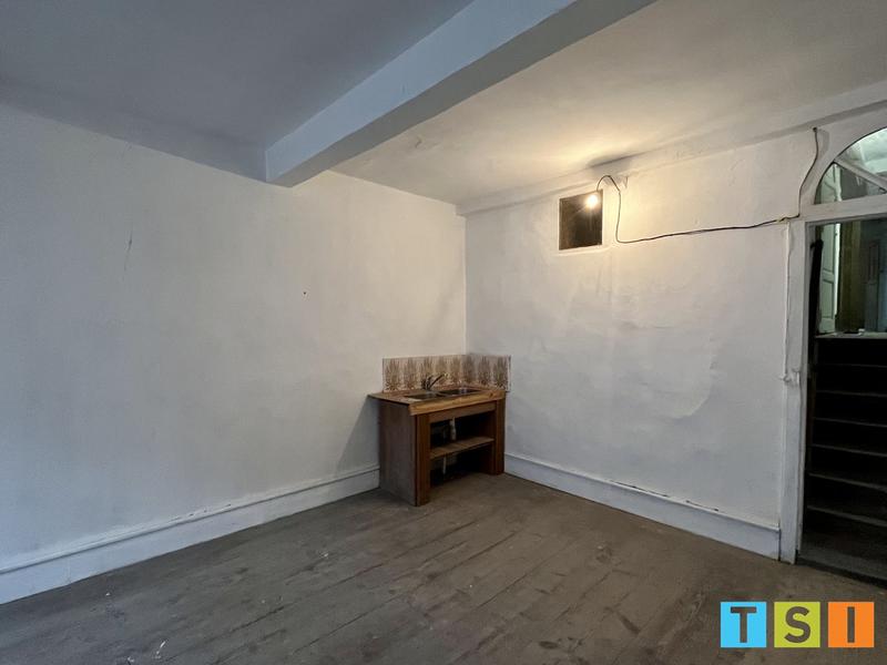 Immeuble - 287 m² - 12 pièces