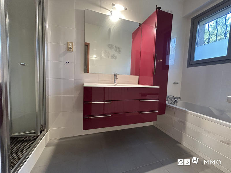 Maison - 125 m² - 5 pièces