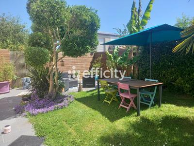 Maison - 138 m² - 8 pièces