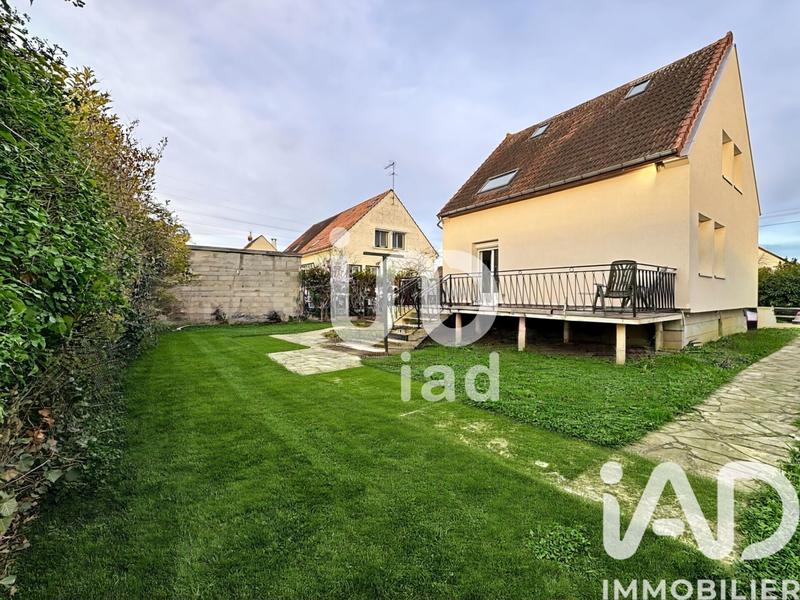 Maison - 95 m² - 5 pièces