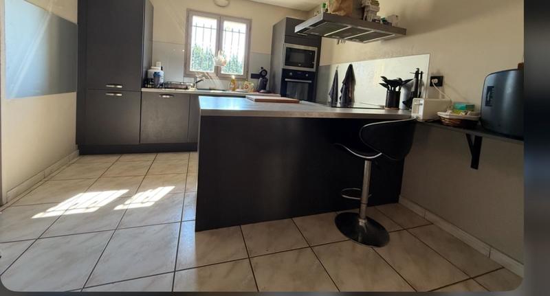 Maison - 236 m² - 10 pièces