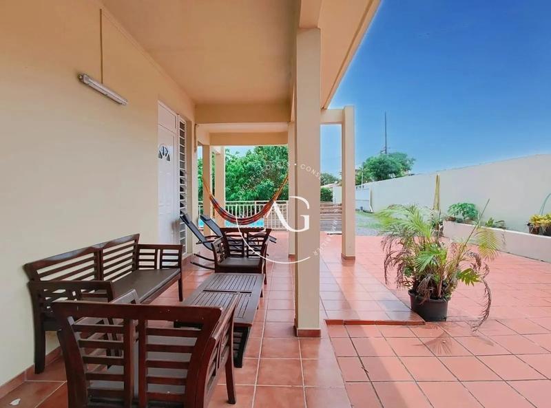 Villa - 177 m² - 5 pièces