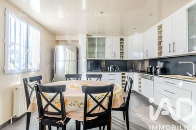 Maison - 100 m² - 4 pièces