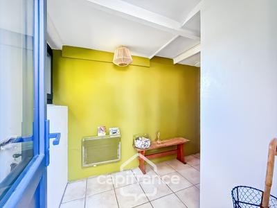 Maison - 205 m² - 8 pièces