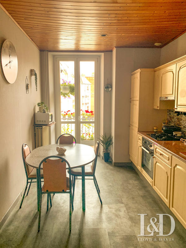 Appartement - 103 m² - 4 pièces