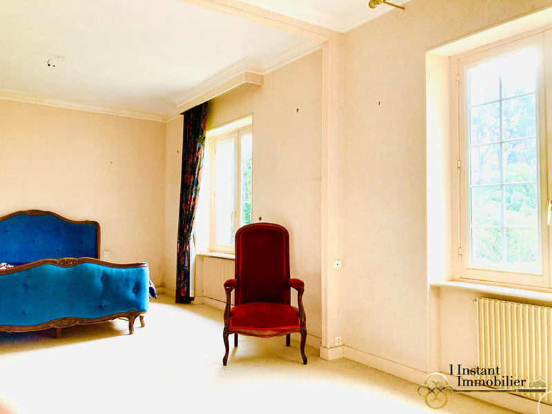 Maison - 206 m² - 8 pièces