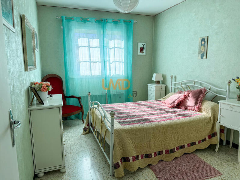 Maison - 185 m² - 6 pièces