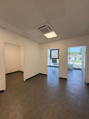 Local commercial - 84 m² - 7 pièces