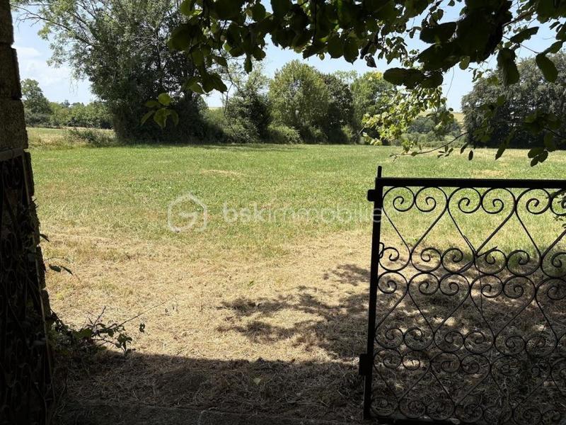 Corps de ferme - 290 m² - 14 pièces