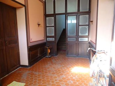 Maison - 410 m² - 12 pièces