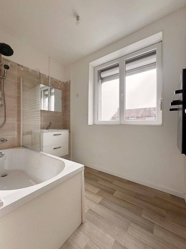 Maison - 65 m² - 4 pièces