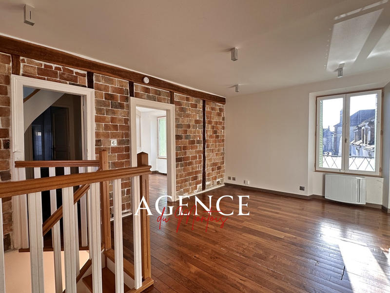 Maison - 171 m² - 8 pièces