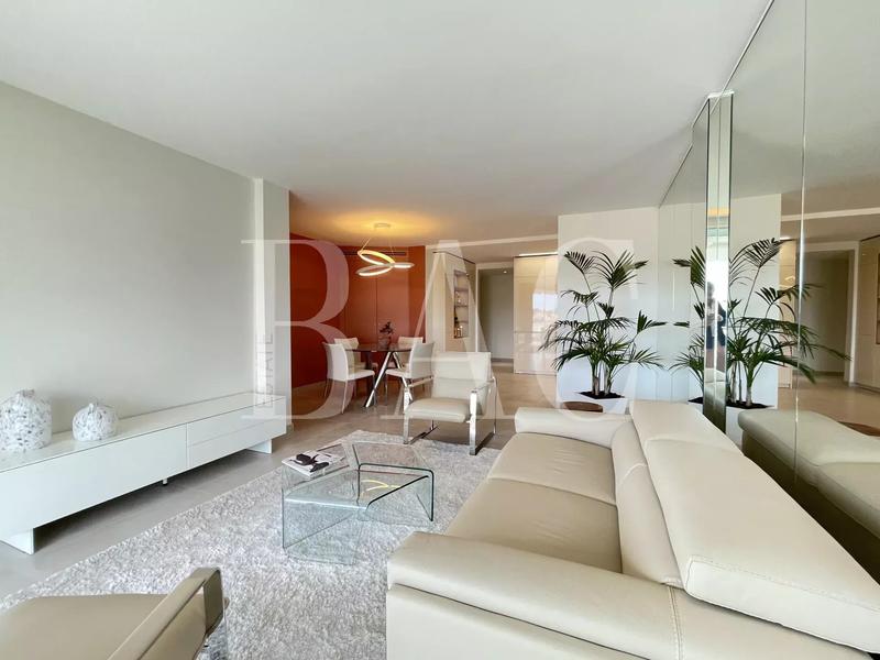 Appartement - 95 m² - 3 pièces