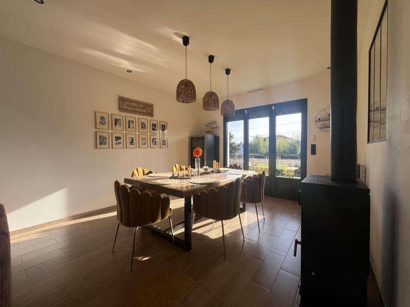 Maison - 137 m² - 7 pièces