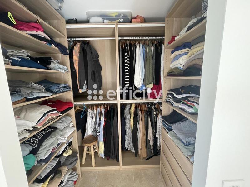 Villa - 90 m² - 4 pièces