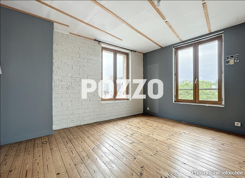 Maison - 180 m² - 9 pièces