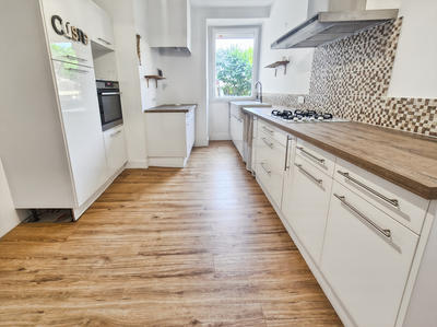 Maison - 172 m² - 5 pièces