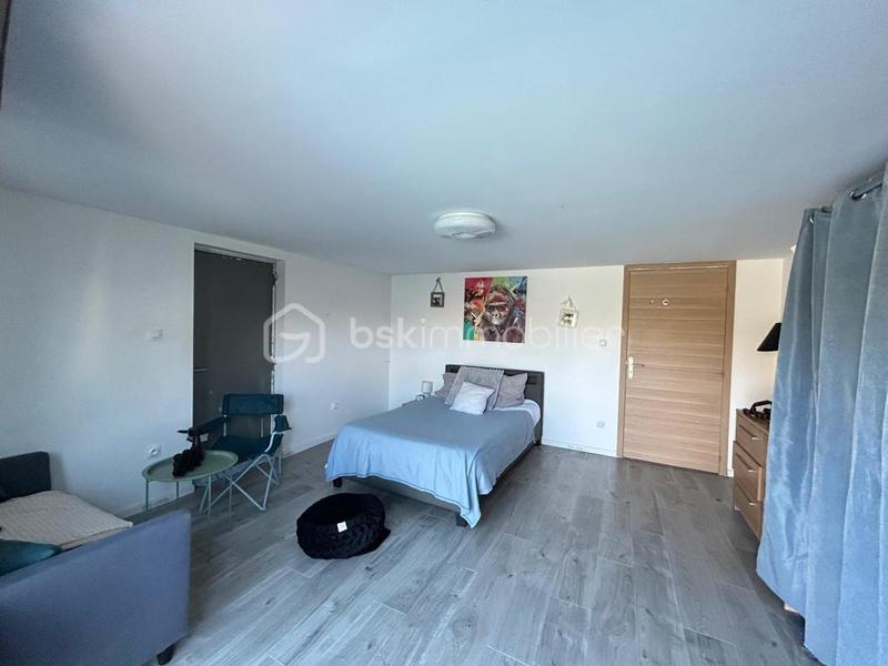 Maison traditionnelle - 173 m² - 5 pièces