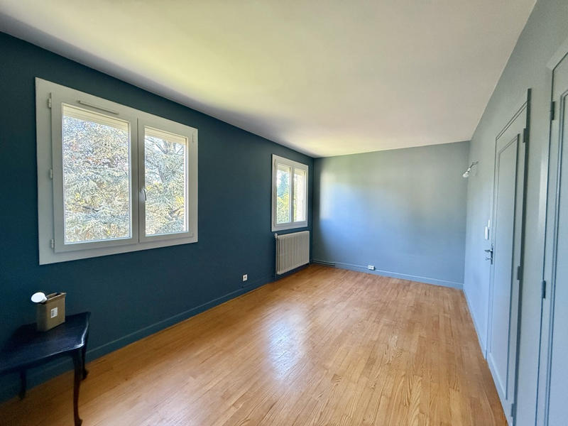 Maison - 231 m² - 10 pièces