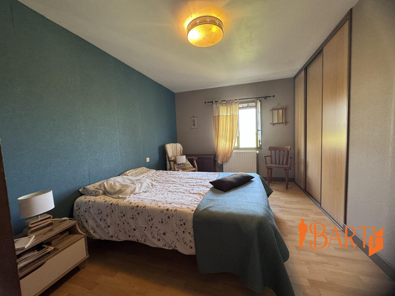 Maison traditionnelle - 194 m² - 8 pièces