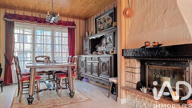 Maison - 192 m² - 9 pièces