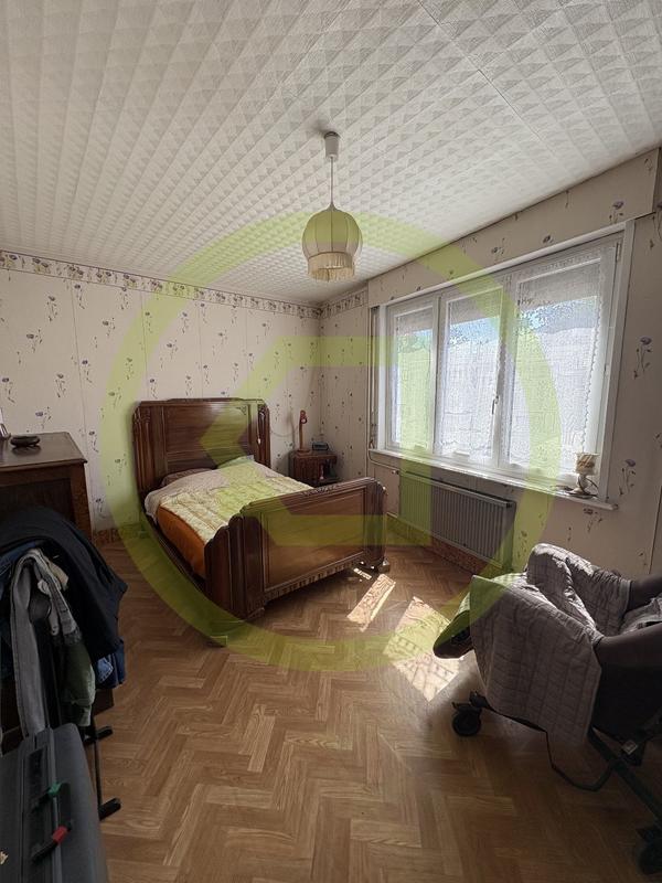 Maison - 110 m² - 7 pièces