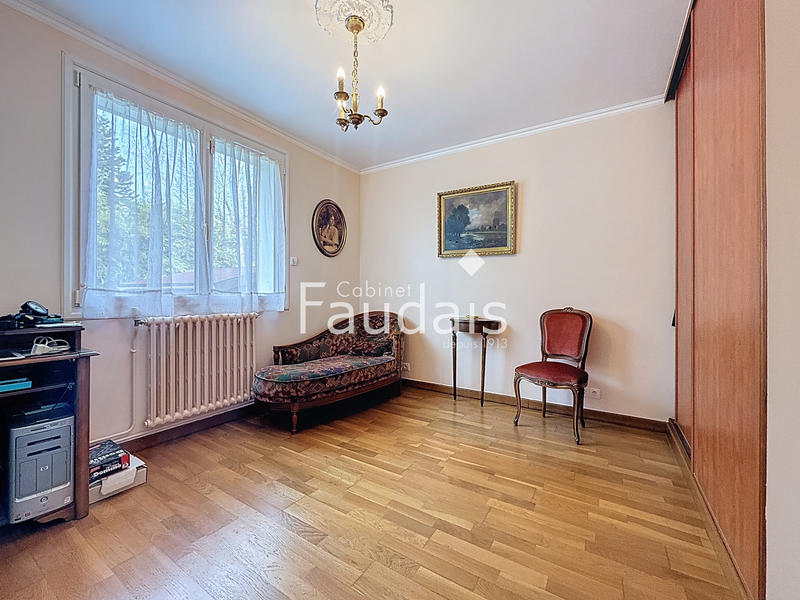 Maison - 165 m² - 7 pièces