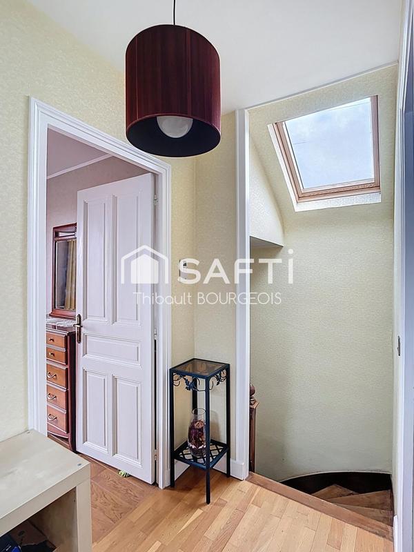 Maison - 163 m² - 7 pièces