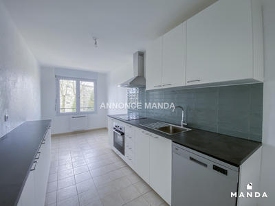 Appartement - 85 m² - 4 pièces