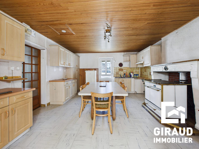 Maison - 164 m² - 6 pièces