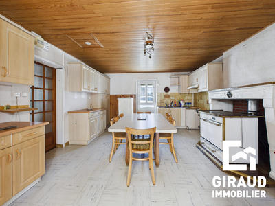 Maison - 164 m² - 6 pièces