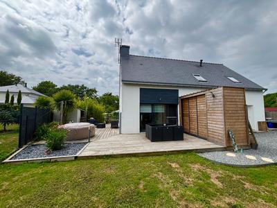 Maison - 138 m² - 6 pièces