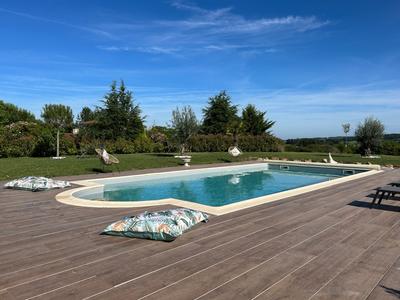 Maison - 174 m² - 7 pièces