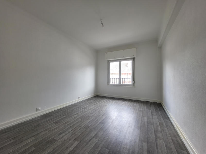 Appartement - 85 m² - 3 pièces