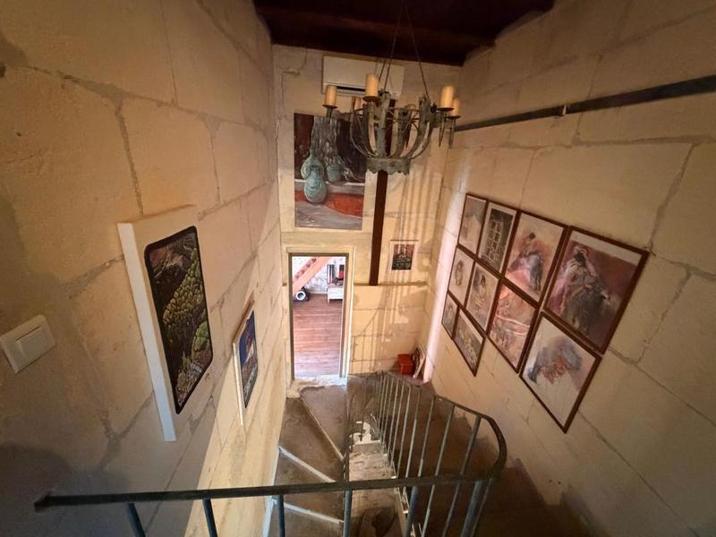 Maison - 220 m² - 6 pièces