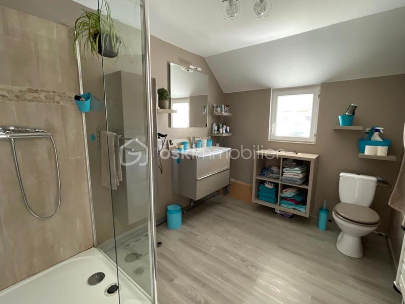 Maison - 160 m² - 8 pièces