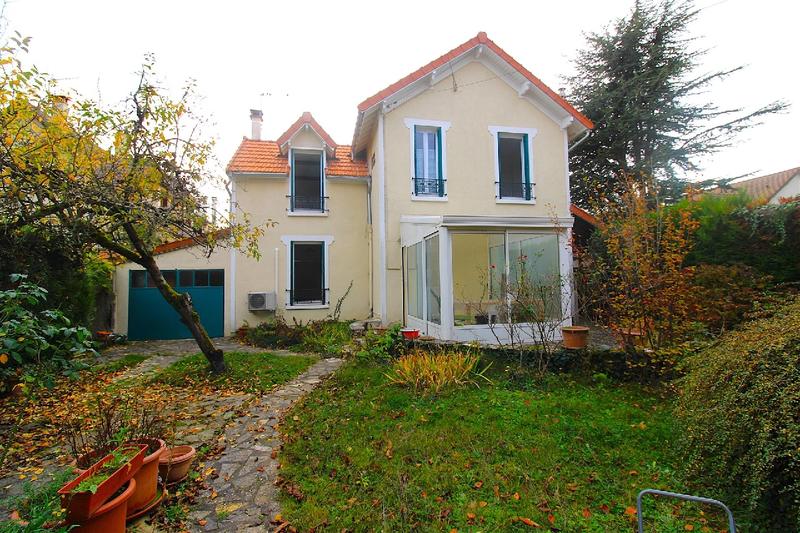 Maison - 107 m² - 5 pièces