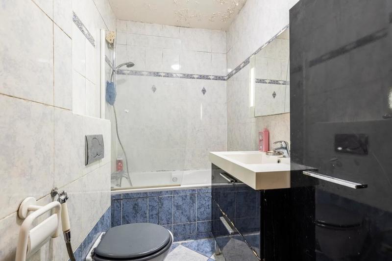 Appartement - 92 m² - 5 pièces