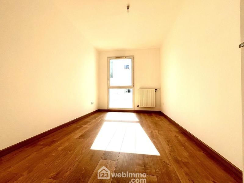 Appartement - 85 m² - 4 pièces