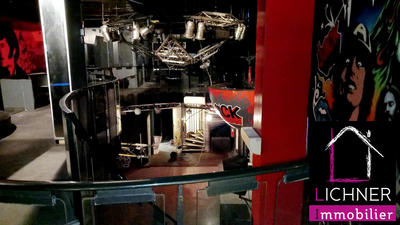 Local commercial - 384 m²