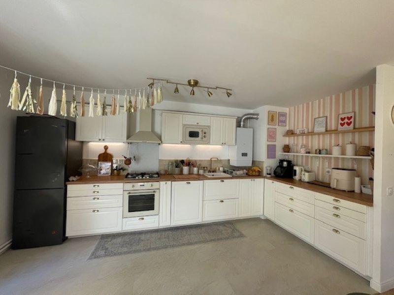 Appartement - 100 m² - 5 pièces