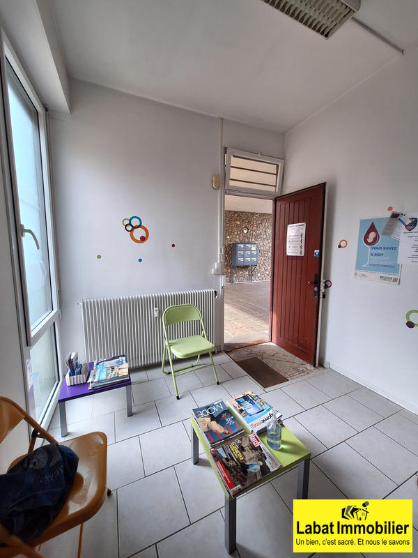 Local commercial - 37 m² - 3 pièces