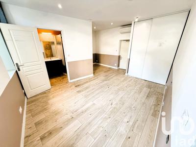 Maison de village - 160 m² - 11 pièces