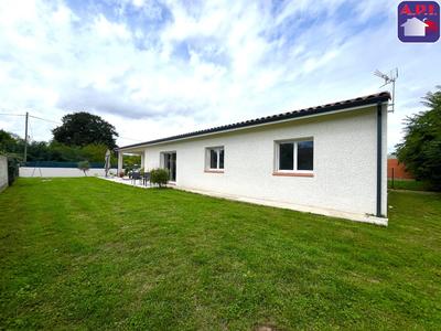 Maison - 110 m² - 4 pièces