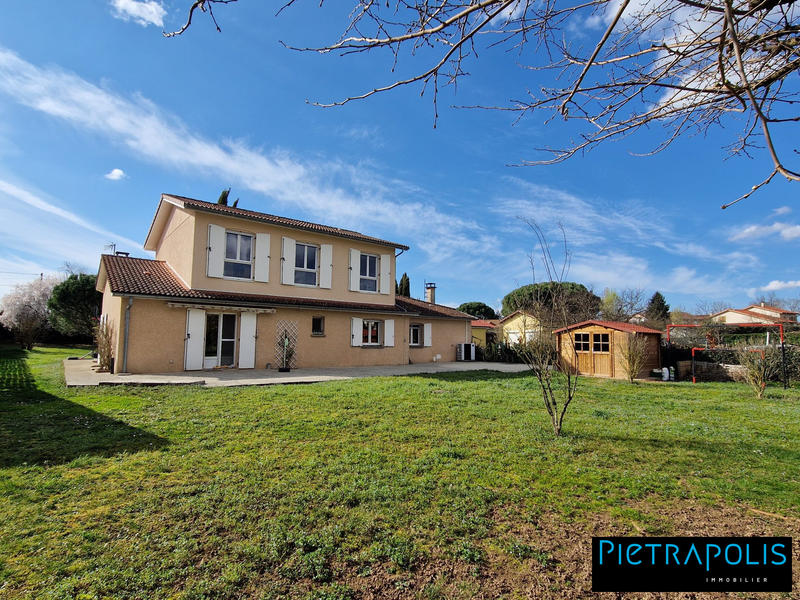 Villa - 184 m² - 6 pièces