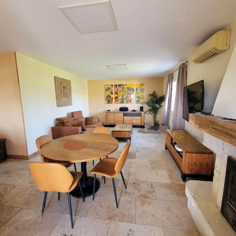 Villa - 300 m² - 10 pièces