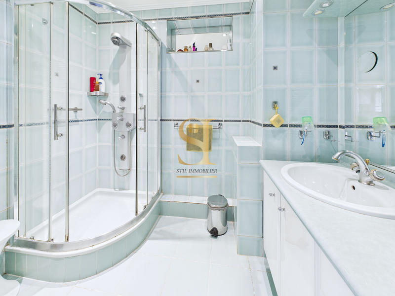 Appartement - 82 m² - 4 pièces